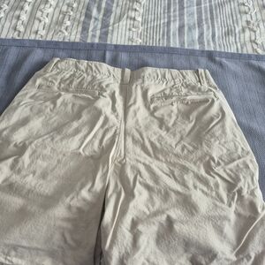 Gap-Men's Cream Shorts